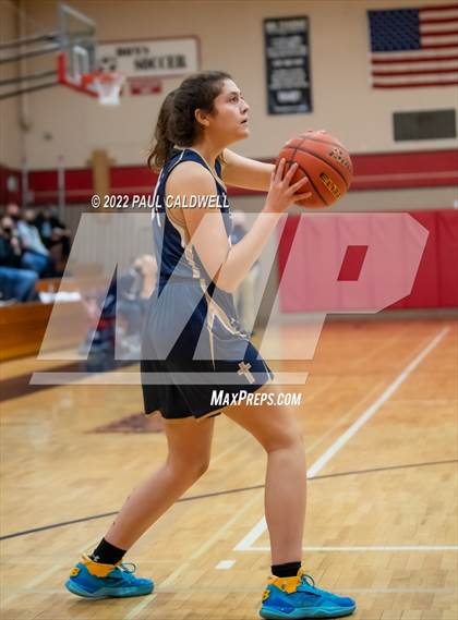 Thumbnail 2 in Tenino vs Seton Catholic (WIAA 1A District Playoff) photogallery.