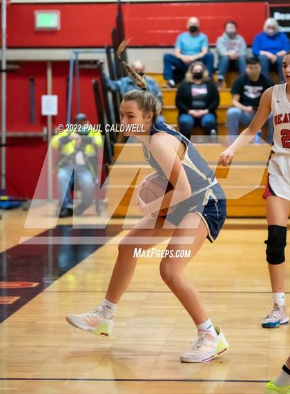 Thumbnail 2 in Tenino vs Seton Catholic (WIAA 1A District Playoff) photogallery.