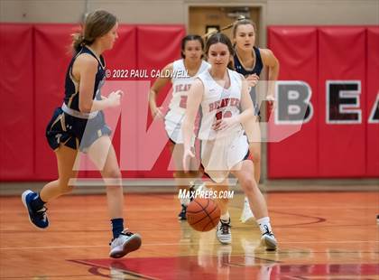 Thumbnail 3 in Tenino vs Seton Catholic (WIAA 1A District Playoff) photogallery.