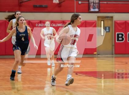 Thumbnail 2 in Tenino vs Seton Catholic (WIAA 1A District Playoff) photogallery.