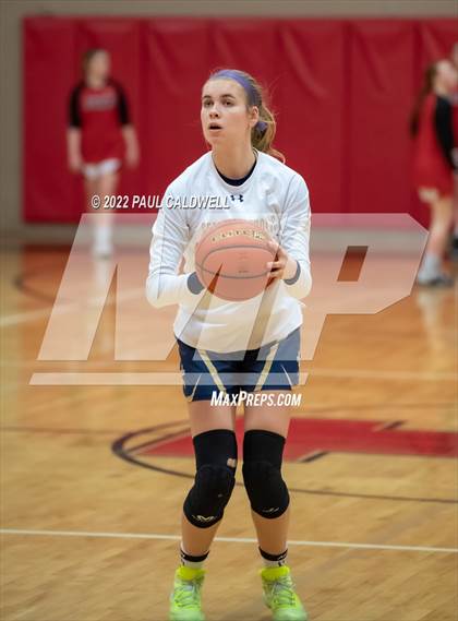 Thumbnail 3 in Tenino vs Seton Catholic (WIAA 1A District Playoff) photogallery.