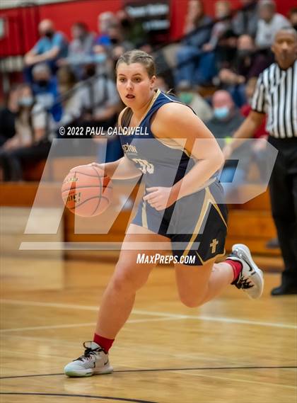 Thumbnail 2 in Tenino vs Seton Catholic (WIAA 1A District Playoff) photogallery.