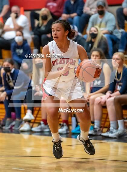 Thumbnail 1 in Tenino vs Seton Catholic (WIAA 1A District Playoff) photogallery.
