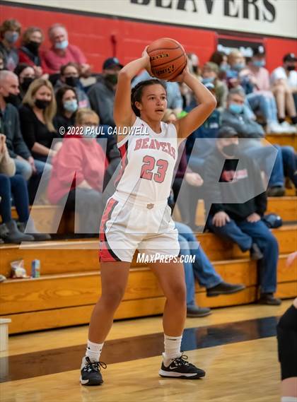 Thumbnail 2 in Tenino vs Seton Catholic (WIAA 1A District Playoff) photogallery.