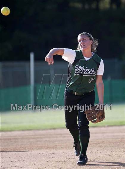 Thumbnail 2 in Swansboro vs. Eastern Randolph (NCHSAA 2A Semifinal) photogallery.