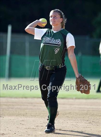 Thumbnail 2 in Swansboro vs. Eastern Randolph (NCHSAA 2A Semifinal) photogallery.
