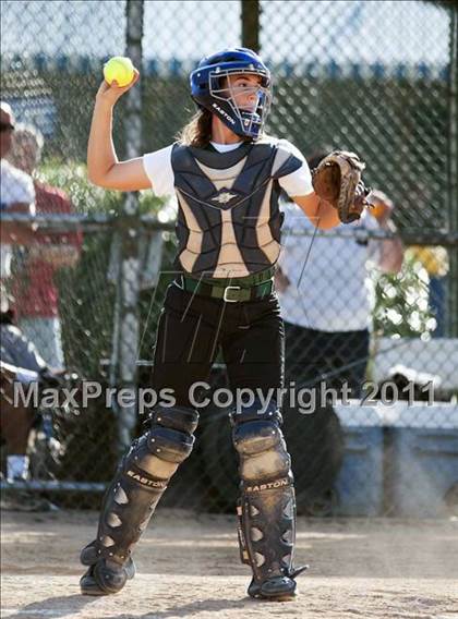 Thumbnail 3 in Swansboro vs. Eastern Randolph (NCHSAA 2A Semifinal) photogallery.