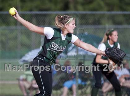 Thumbnail 2 in Swansboro vs. Eastern Randolph (NCHSAA 2A Semifinal) photogallery.