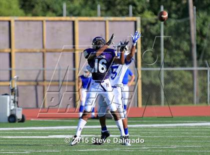 Thumbnail 2 in Hahnville vs Jesuit (Hahnville Jamboree) photogallery.