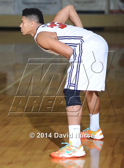 Thumbnail 1 in Albert Einstein Academy vs. Santa Clarita Christian photogallery.