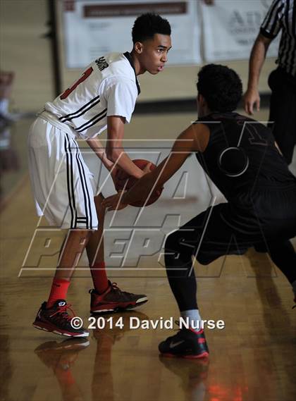 Thumbnail 1 in Albert Einstein Academy vs. Santa Clarita Christian photogallery.