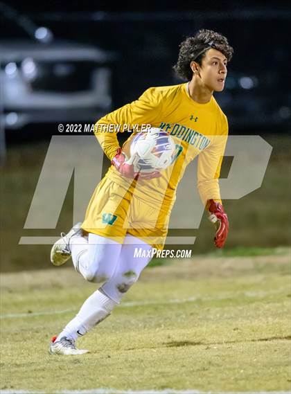 Thumbnail 3 in Cardinal Gibbons vs. Weddington (NCHSAA 4A Final) (1 of 2 - the Game) photogallery.