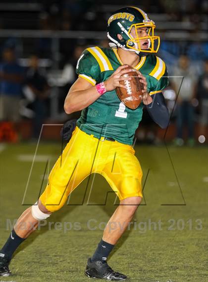 Thumbnail 3 in Saugus @ Canyon photogallery.