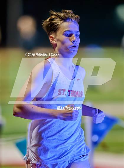 Thumbnail 1 in Eagle No Tax Relays (1600M) photogallery.