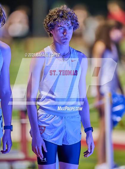 Thumbnail 1 in Eagle No Tax Relays (1600M) photogallery.