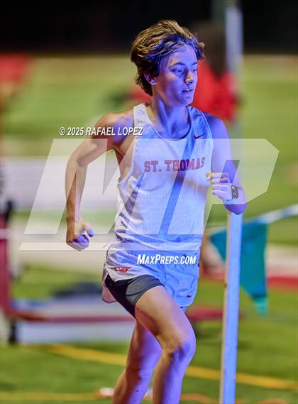 Thumbnail 1 in Eagle No Tax Relays (1600M) photogallery.