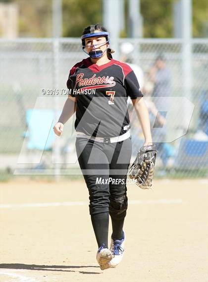 Thumbnail 2 in Ponderosa vs Evergreen (CHSAA 4A Region 6 Playoffs) photogallery.