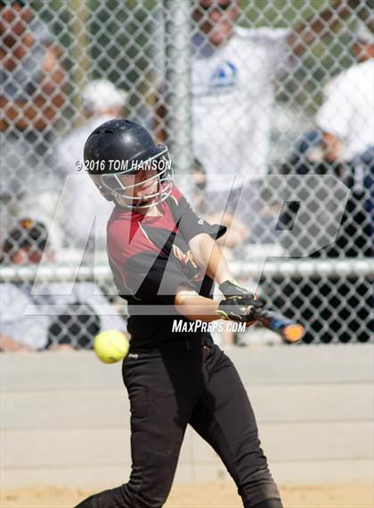 Thumbnail 2 in Ponderosa vs Evergreen (CHSAA 4A Region 6 Playoffs) photogallery.