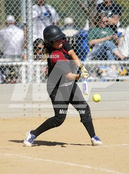 Thumbnail 3 in Ponderosa vs Evergreen (CHSAA 4A Region 6 Playoffs) photogallery.