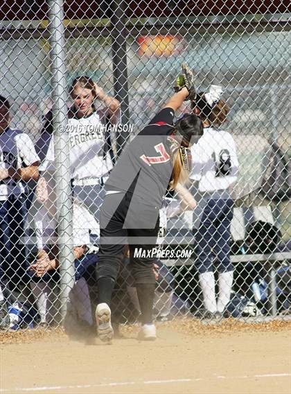 Thumbnail 2 in Ponderosa vs Evergreen (CHSAA 4A Region 6 Playoffs) photogallery.