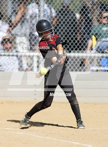 Thumbnail 2 in Ponderosa vs Evergreen (CHSAA 4A Region 6 Playoffs) photogallery.