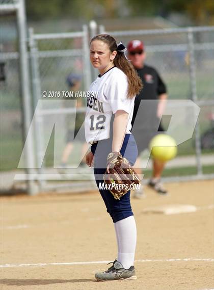 Thumbnail 3 in Ponderosa vs Evergreen (CHSAA 4A Region 6 Playoffs) photogallery.