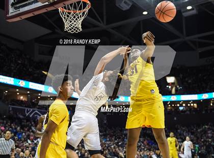 Thumbnail 2 in Oak Hill Academy vs  La Lumiere (Bass Pro Shop Tournament of Champions) photogallery.