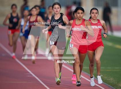 Thumbnail 2 in Panther Relays (1600M) photogallery.