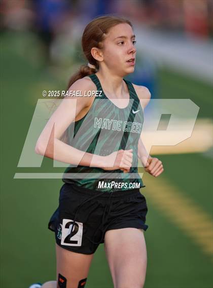 Thumbnail 2 in Panther Relays (1600M) photogallery.