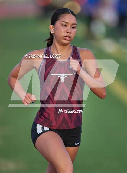 Thumbnail 1 in Panther Relays (1600M) photogallery.