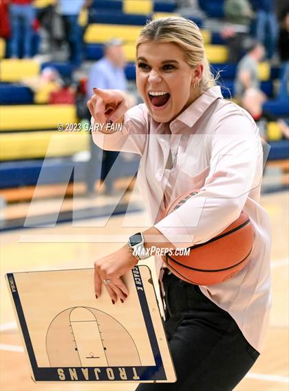 Thumbnail 3 in Sequoyah @ Soddy Daisy( Region 3-3A semifinals) photogallery.