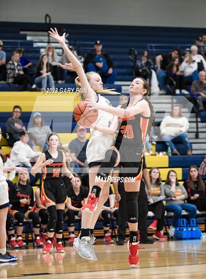 Thumbnail 3 in Sequoyah @ Soddy Daisy( Region 3-3A semifinals) photogallery.