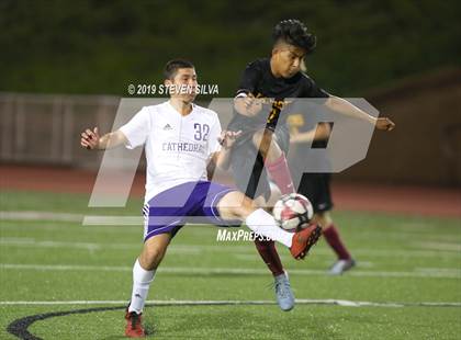 Thumbnail 3 in Cathedral vs. Torrey Pines (CIF SoCal Regional D1 Semifinal) photogallery.