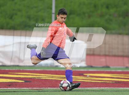 Thumbnail 2 in Cathedral vs. Torrey Pines (CIF SoCal Regional D1 Semifinal) photogallery.