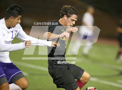 Thumbnail 1 in Cathedral vs. Torrey Pines (CIF SoCal Regional D1 Semifinal) photogallery.