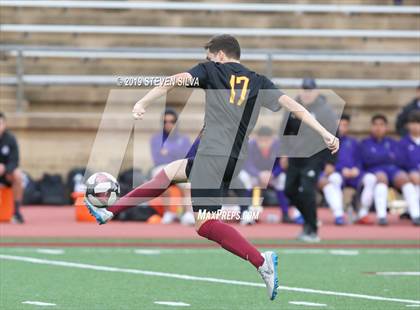 Thumbnail 1 in Cathedral vs. Torrey Pines (CIF SoCal Regional D1 Semifinal) photogallery.