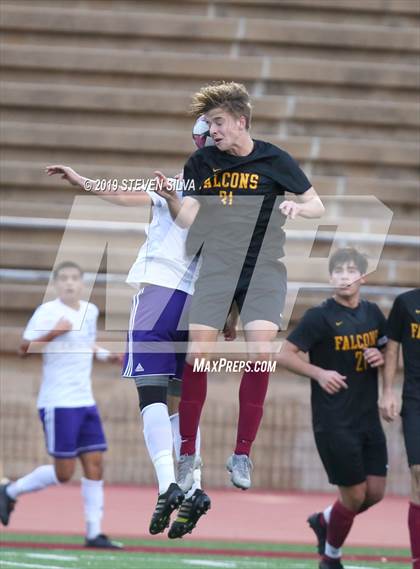 Thumbnail 2 in Cathedral vs. Torrey Pines (CIF SoCal Regional D1 Semifinal) photogallery.