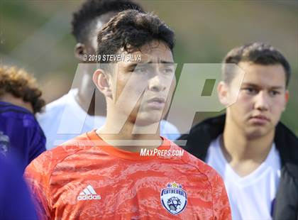 Thumbnail 2 in Cathedral vs. Torrey Pines (CIF SoCal Regional D1 Semifinal) photogallery.