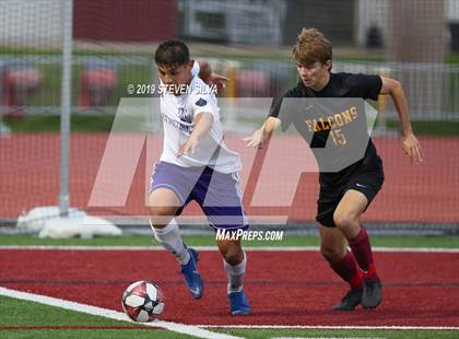 Thumbnail 2 in Cathedral vs. Torrey Pines (CIF SoCal Regional D1 Semifinal) photogallery.