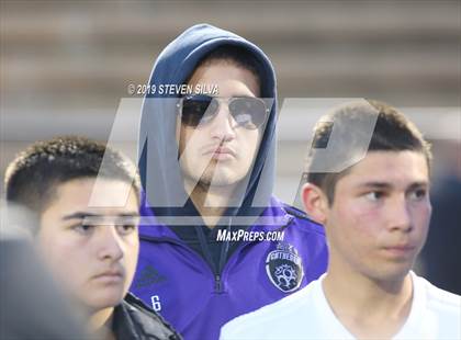 Thumbnail 1 in Cathedral vs. Torrey Pines (CIF SoCal Regional D1 Semifinal) photogallery.