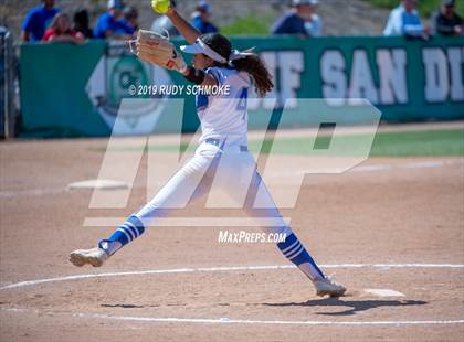 Thumbnail 3 in Mission Bay vs. Central (CIF SDS D3 Final) photogallery.