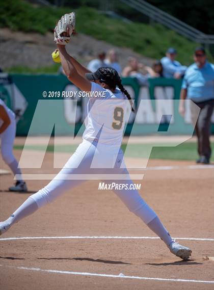 Thumbnail 3 in Mission Bay vs. Central (CIF SDS D3 Final) photogallery.
