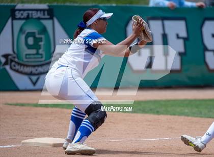 Thumbnail 2 in Mission Bay vs. Central (CIF SDS D3 Final) photogallery.