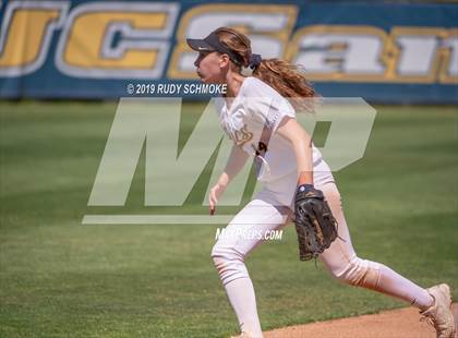 Thumbnail 3 in Mission Bay vs. Central (CIF SDS D3 Final) photogallery.