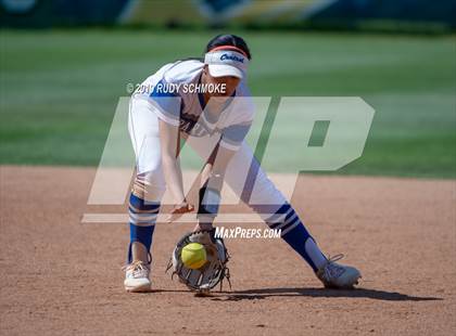 Thumbnail 3 in Mission Bay vs. Central (CIF SDS D3 Final) photogallery.