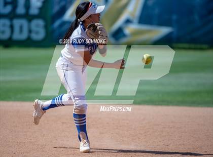 Thumbnail 1 in Mission Bay vs. Central (CIF SDS D3 Final) photogallery.