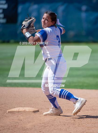 Thumbnail 2 in Mission Bay vs. Central (CIF SDS D3 Final) photogallery.