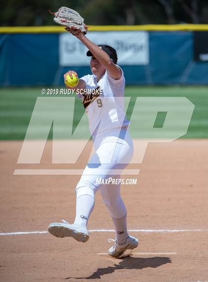 Thumbnail 3 in Mission Bay vs. Central (CIF SDS D3 Final) photogallery.