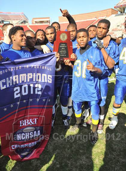 Thumbnail 3 in Murphy vs. Plymouth (NCHSAA 1A Final) photogallery.