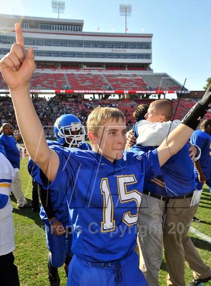 Thumbnail 1 in Murphy vs. Plymouth (NCHSAA 1A Final) photogallery.